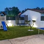 Daire Three-bedroom In Svetvinčenat